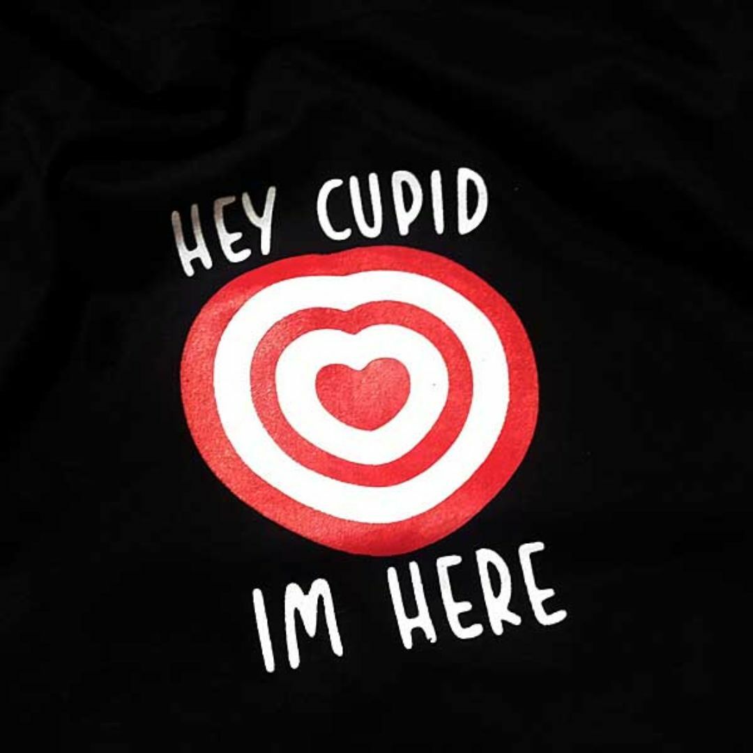 送込【Hey Cupid. Im Here.】★ブラック★S~XL メンズのトップス(Tシャツ/カットソー(半袖/袖なし))の商品写真