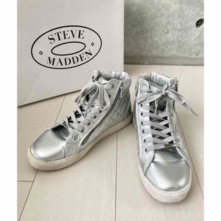 Steve Madden - 【美品】STEVE MADDEN スティーブ・マデン　スニーカー 22cm