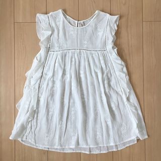 ザラ(ZARA)のZARA ノースリ ブラウス 刺繍 Sサイズ(シャツ/ブラウス(半袖/袖なし))