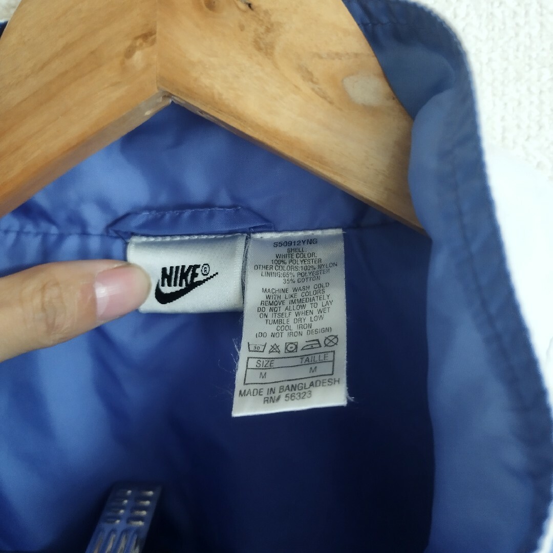 NIKE(ナイキ)のナイキ NIKE 90s マルチカラー ヴィンテージ 90s 刺繍ロゴ ナイロン メンズのジャケット/アウター(ナイロンジャケット)の商品写真