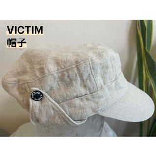 ヴィクティム(VICTIM)のVICTIM 帽子　生成色(キャップ)