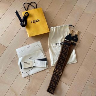 フェンディ(FENDI)のFENDI ストラップユー　美品(その他)