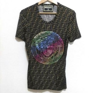 FENDI - FENDI(フェンディ) 半袖Tシャツ サイズ42 M レディース美品  - カーキ×黒×マルチ クルーネック/FENDACE/ズッカ柄/ラインストーン