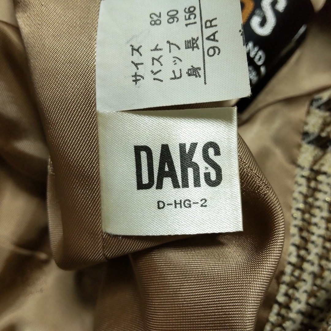 DAKS(ダックス)のDAKS(ダックス) ジャケット サイズ9AR S レディース - ベージュ×ダークブラウン×黒 長袖/チェック柄/ラメ/秋/冬 レディースのジャケット/アウター(その他)の商品写真