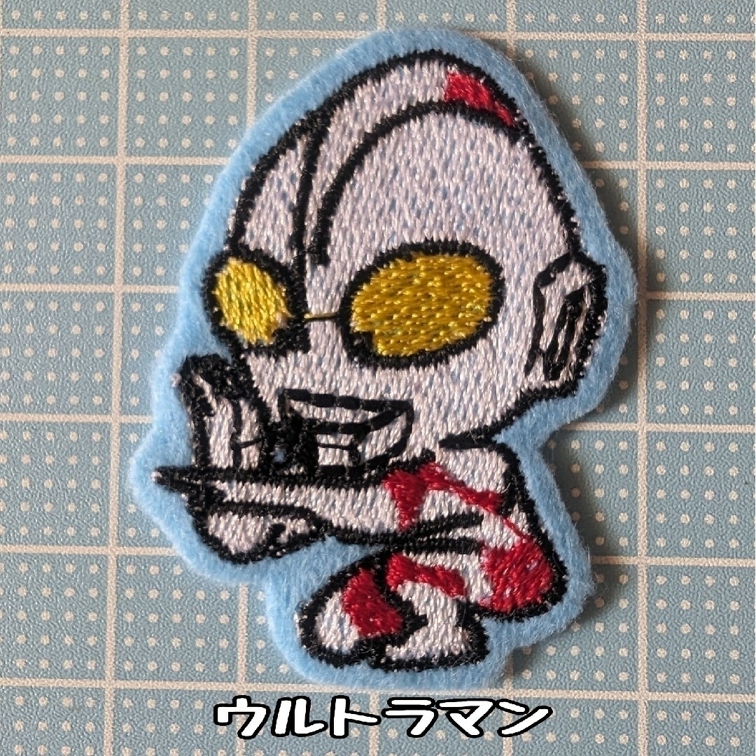 ウルトラマン ワッペン アイロン刺繍ワッペン エンタメ/ホビーのおもちゃ/ぬいぐるみ(キャラクターグッズ)の商品写真