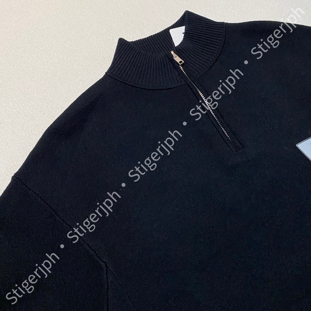 GU(ジーユー)のジーユー　ハーフジップセーター　長袖　ブラック　Mサイズ レディースのトップス(ニット/セーター)の商品写真