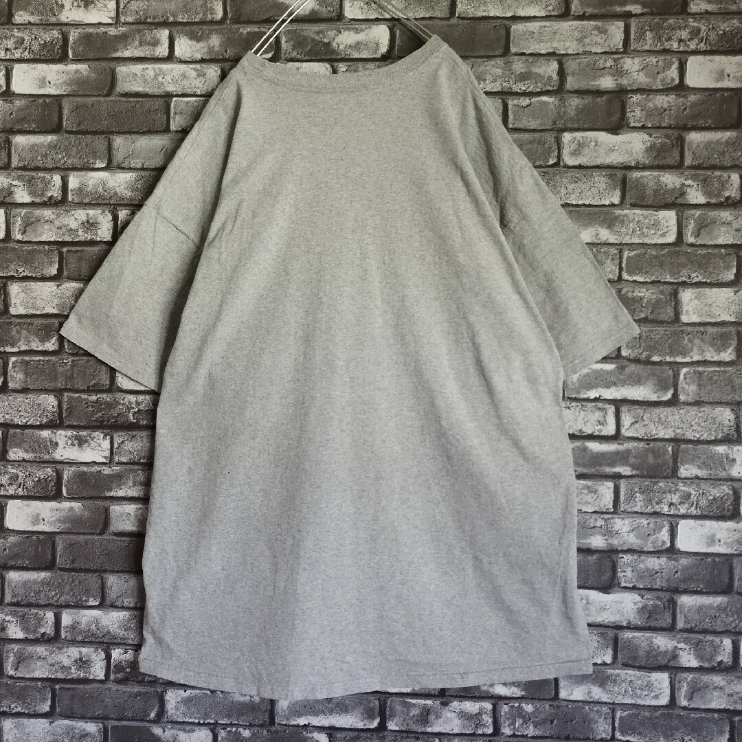 Champion(チャンピオン)の超オーバーサイズチャンピオン刺繍ワンポイントロゴtシャツTシャツ霜降りグレー メンズのトップス(Tシャツ/カットソー(半袖/袖なし))の商品写真