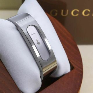 グッチ(Gucci)の◆美品 稼働 GUCCI 腕時計 2400S レディース 外箱付 新品電池 x(腕時計)