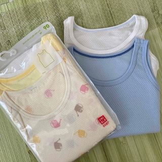 ユニクロ(UNIQLO)のコットンメッシュ　タンクトップ　(下着)