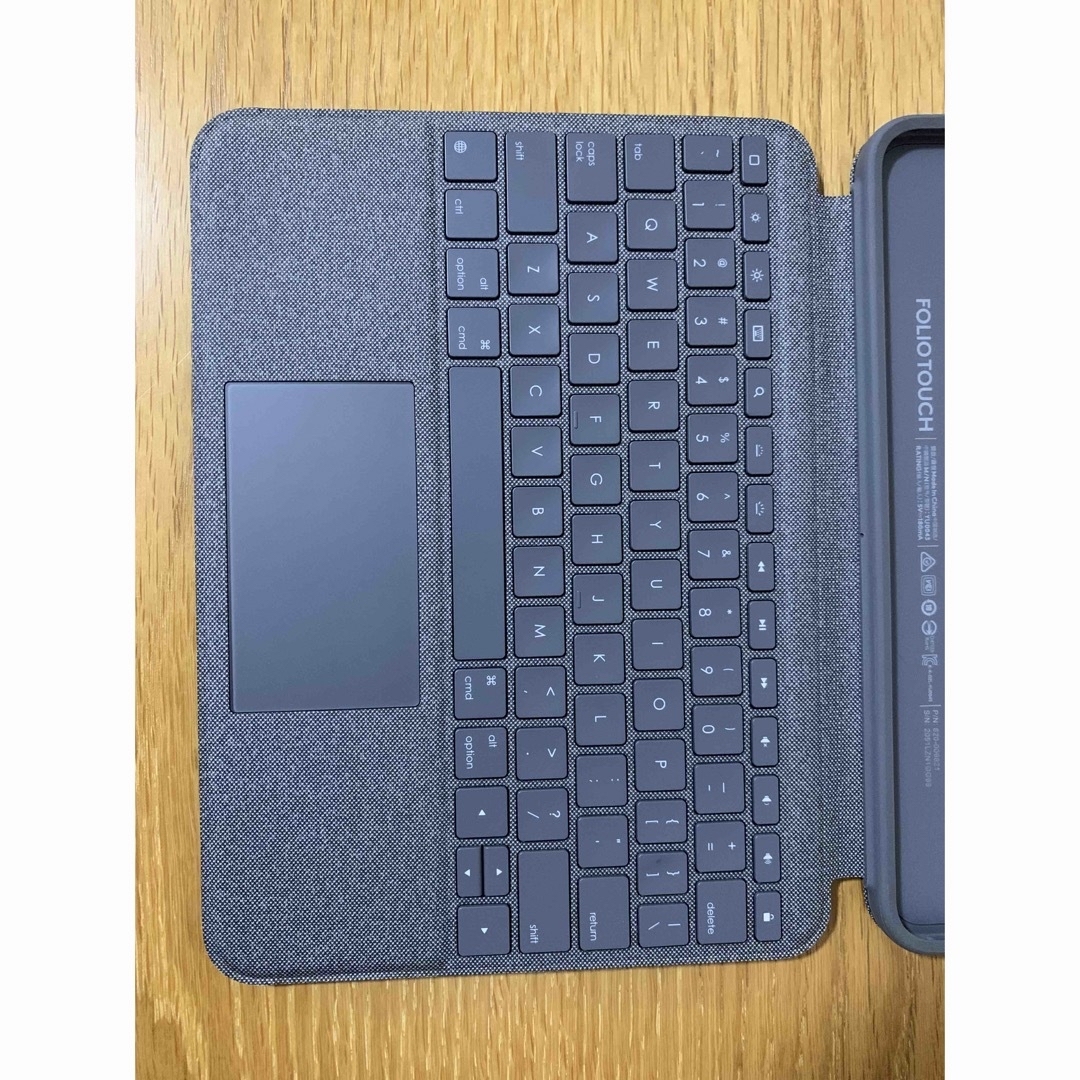 Logicool(ロジクール)のロジクール iPad Pro 11（4,3,2,1）Folio Touch＿Z スマホ/家電/カメラのPC/タブレット(PC周辺機器)の商品写真