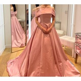 カラードレス ピンク オフショルダー 優雅なシルエット 花嫁/披露宴(ウェディングドレス)