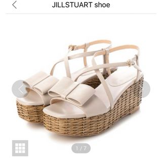 JILLSTUART - 新品未使用　JILLSTUARTリボンモチーフ ラタン風プラットフォームサンダル