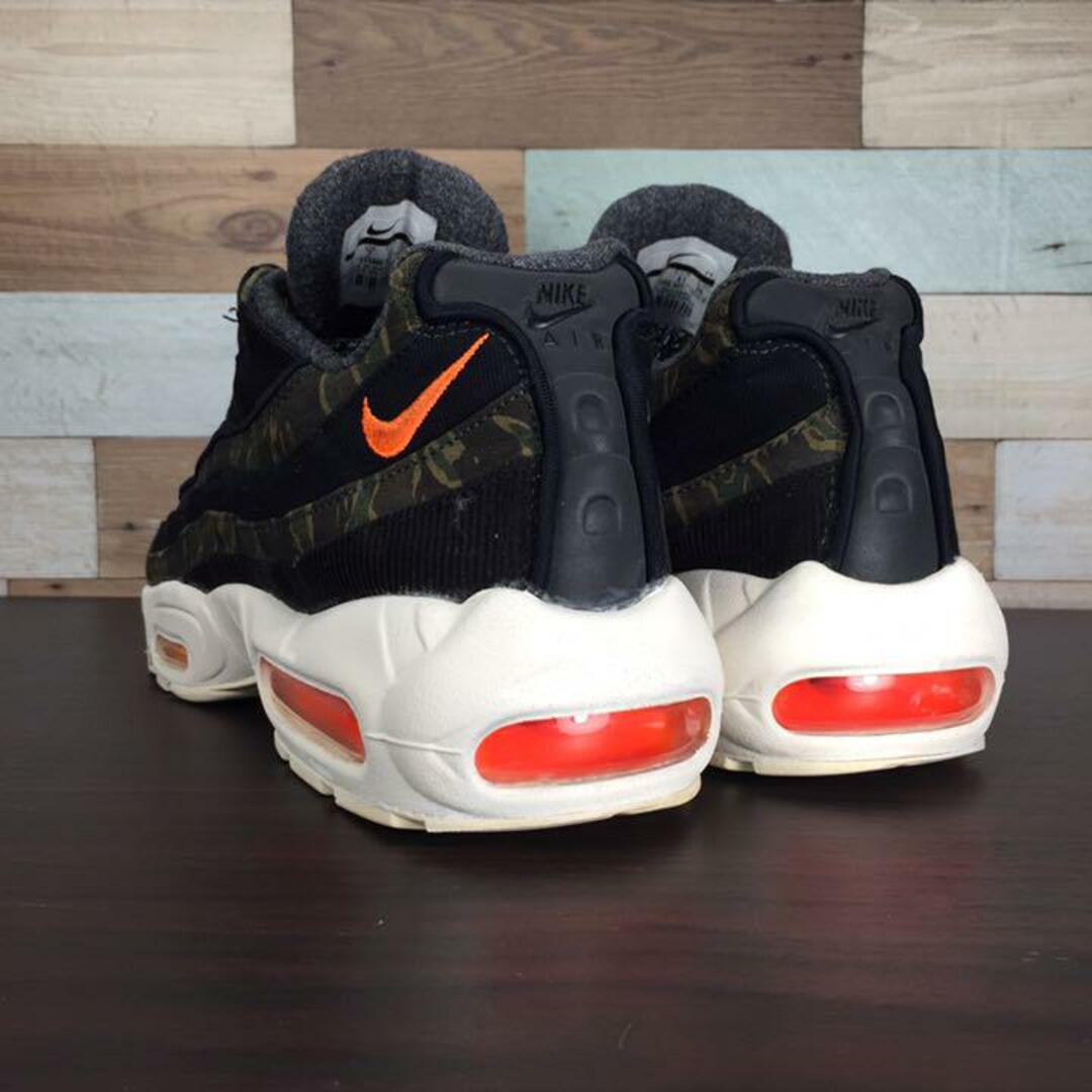 NIKE(ナイキ)のNIKE AIR MAX 95 × CARHARTT WIP 26cm メンズの靴/シューズ(スニーカー)の商品写真