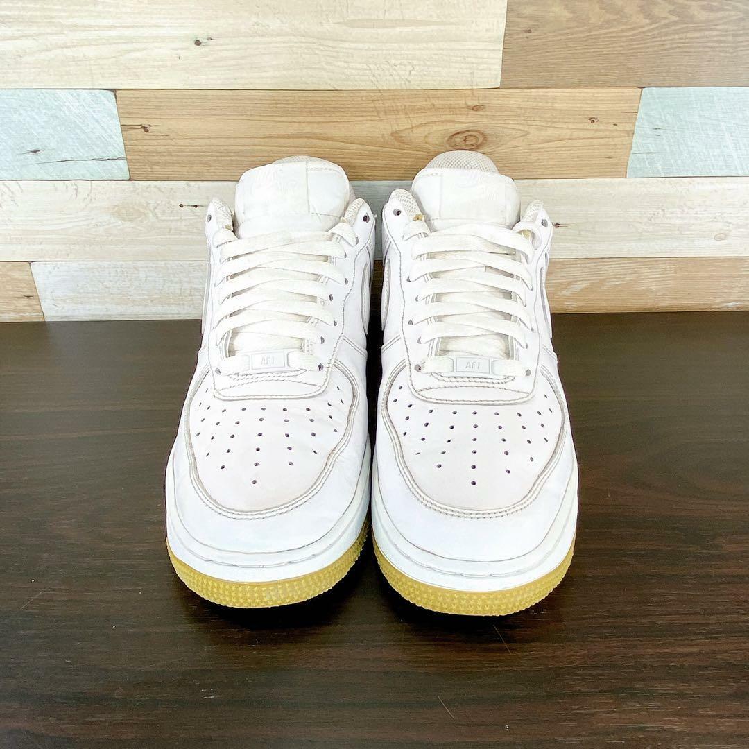 NIKE(ナイキ)のNIKE AIR FORCE 1 07  27.5cm メンズの靴/シューズ(スニーカー)の商品写真