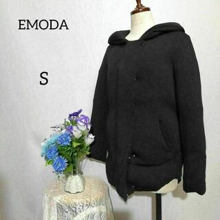 EMODA　極上美品　ダウンジャケット　ダウンフェザー　Sサイズ　黒色