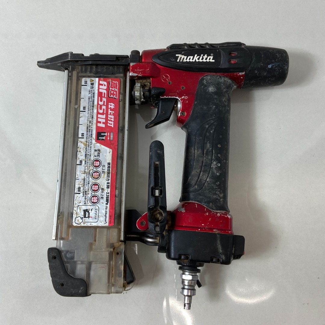 ΦΦMAKITA マキタ エアツール 仕上釘打ち ケース付 AF551H レッド ΦΦMAKITA マキタ エアツール 仕上釘打ち ケース付 AF551H レッド