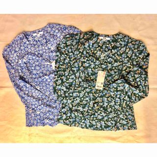 ユニクロ(UNIQLO)の未使用　UNIQLO 花柄ブラウスＳ　2枚セット(シャツ/ブラウス(長袖/七分))