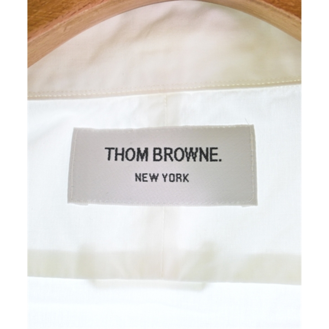 THOM BROWNE(トムブラウン)のTHOM BROWNE トムブラウン カジュアルシャツ 0(XS位) 白 【古着】【中古】 レディースのトップス(シャツ/ブラウス(長袖/七分))の商品写真