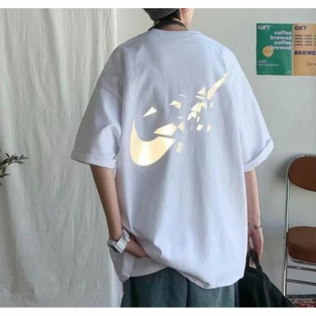 NEWタイプ 光る バックロゴ 反射ビッグサイズ Tシャツ ホワイト メンズのトップス(Tシャツ/カットソー(半袖/袖なし))の商品写真