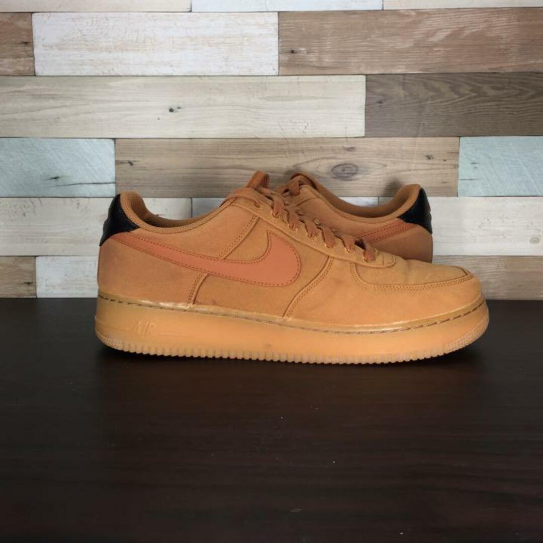 NIKE(ナイキ)のNIKE AIR FORCE 1 '07 LV8 STYLE 29cm メンズの靴/シューズ(スニーカー)の商品写真