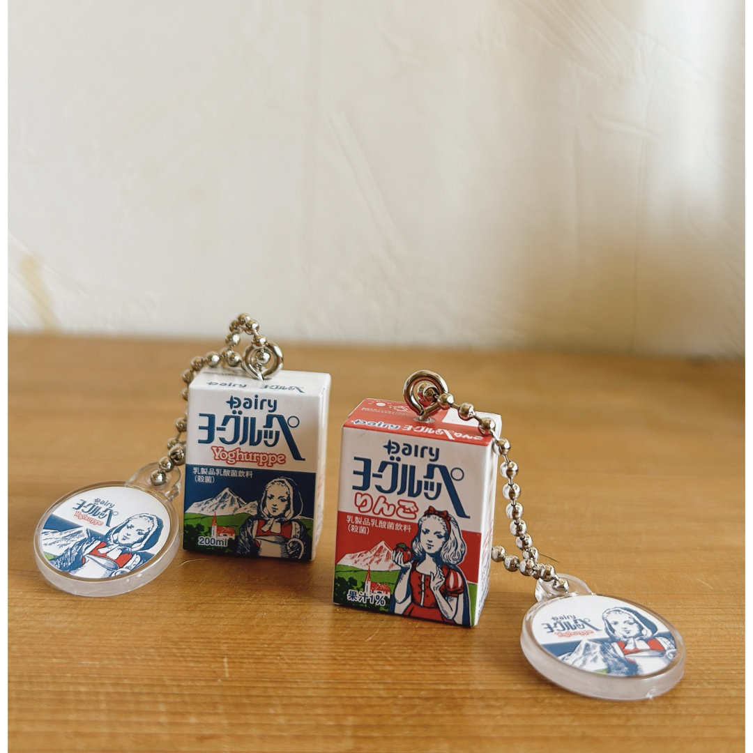 BANDAI(バンダイ)のDairy南日本酪農協同  ミニチュアチャームコレクション エンタメ/ホビーのおもちゃ/ぬいぐるみ(キャラクターグッズ)の商品写真