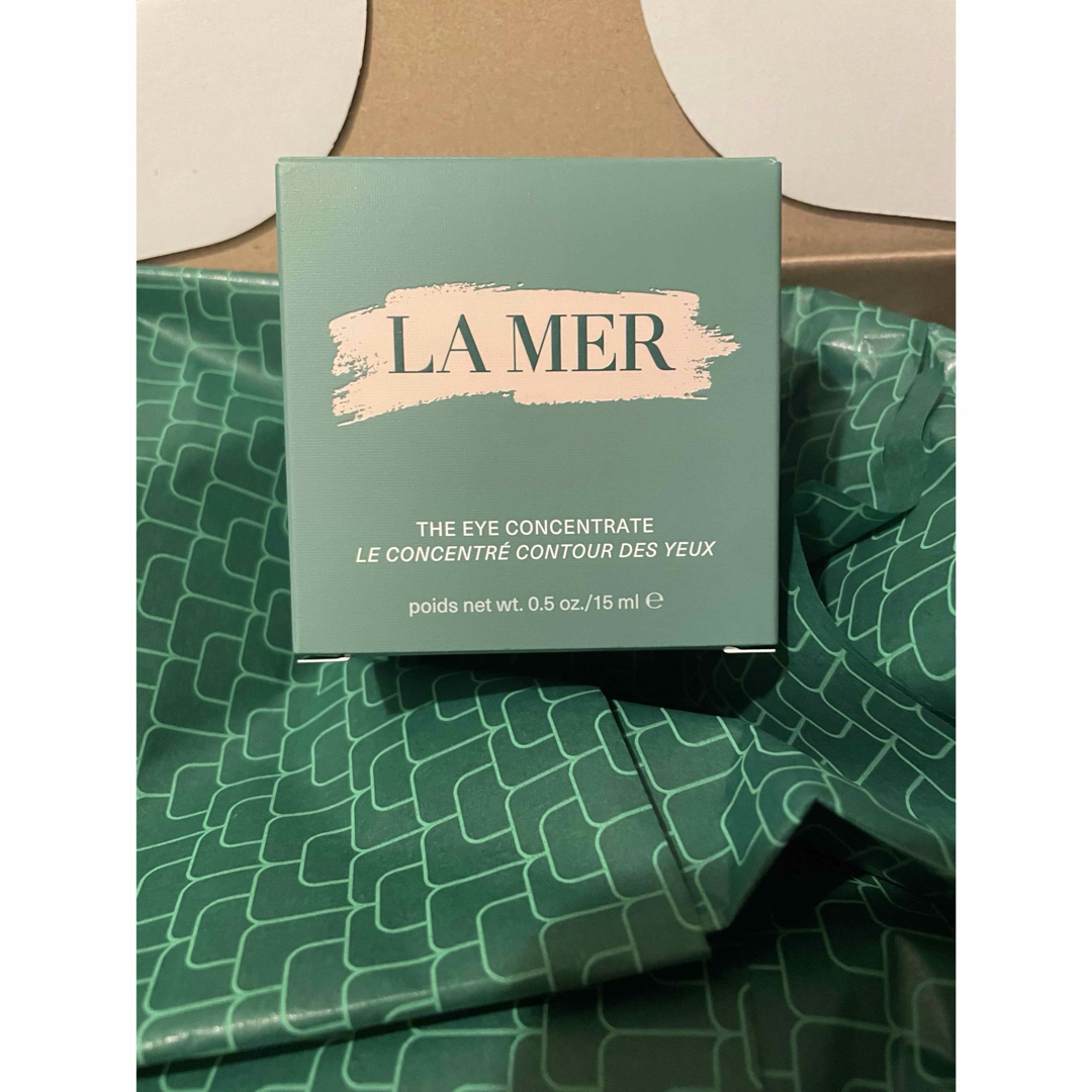 DE LA MER(ドゥラメール)のLa Mer アイコンセントレート15ML コスメ/美容のスキンケア/基礎化粧品(アイケア/アイクリーム)の商品写真