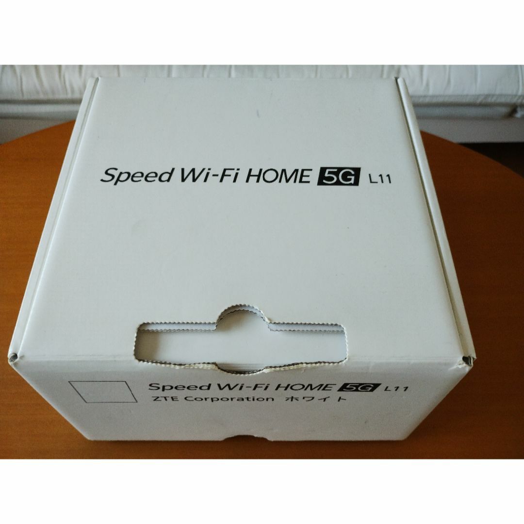 ZTE(ゼットティーイー)のSpeed Wi-Fi HOME 5G L11 スマホ/家電/カメラのPC/タブレット(PC周辺機器)の商品写真