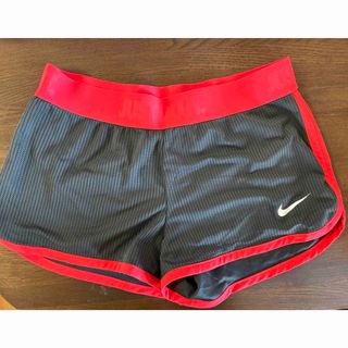 ナイキ(NIKE)のNIKE DRY FIT ランニングパンツ　M size(ショートパンツ)