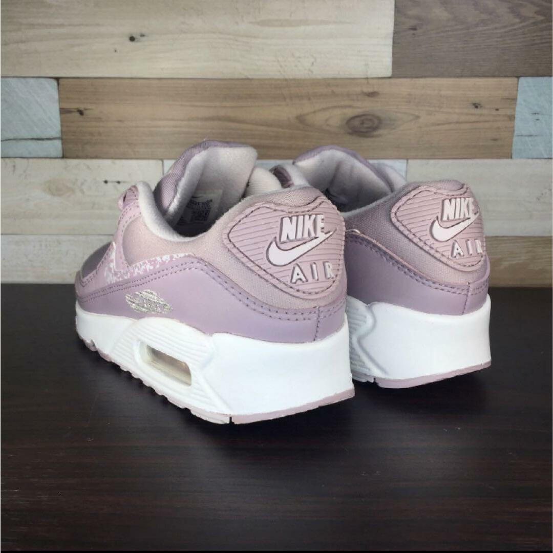 NIKE(ナイキ)のNIKE AIR MAX 90 23cm レディースの靴/シューズ(スニーカー)の商品写真