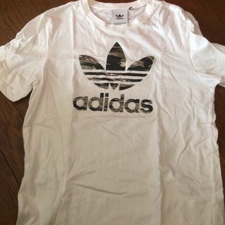 アディダス(adidas)のアディダス　Tシャツ　(Tシャツ/カットソー(半袖/袖なし))