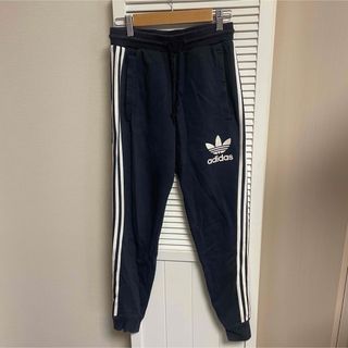 アディダス(adidas)のアディダスジャージ　パンツ　Sサイズ　pakaian  adidas(カジュアルパンツ)