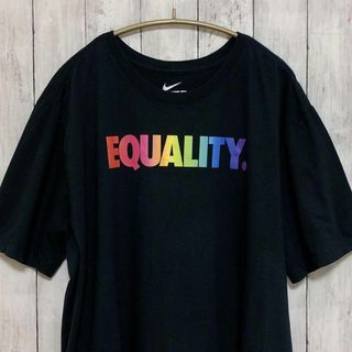 ナイキ(NIKE)のナイキNike　サイズＸＬ　黒ブラック　半袖Ｔシャツ　レインボーロゴ　メンズ古着(Tシャツ/カットソー(半袖/袖なし))