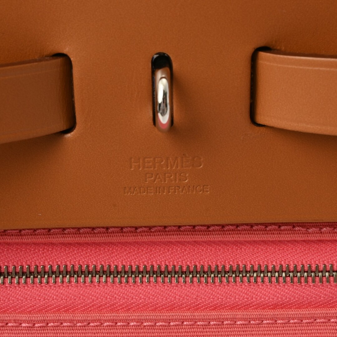 Hermes(エルメス)の中古 エルメス HERMES ユニセックス ハンドバッグ ローズアザレ/ナチュラル /ゴールド金具 ヴァッシュハンター /トワルオフィシェ レディースのバッグ(その他)の商品写真