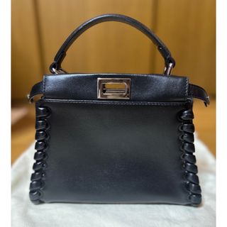 FENDI - FENDI 8BN244 レザー ブラックシルバー金具 