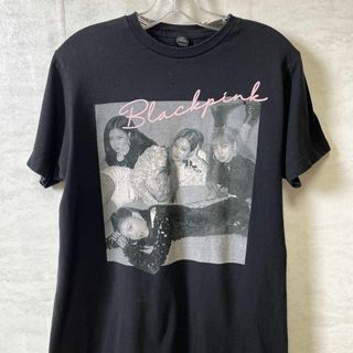 ミュージックティー(MUSIC TEE)のブラックピンク　レディースシンガー　半袖Ｔシャツ　サイズＭ　黒ブラックメンズ古着(Tシャツ/カットソー(半袖/袖なし))