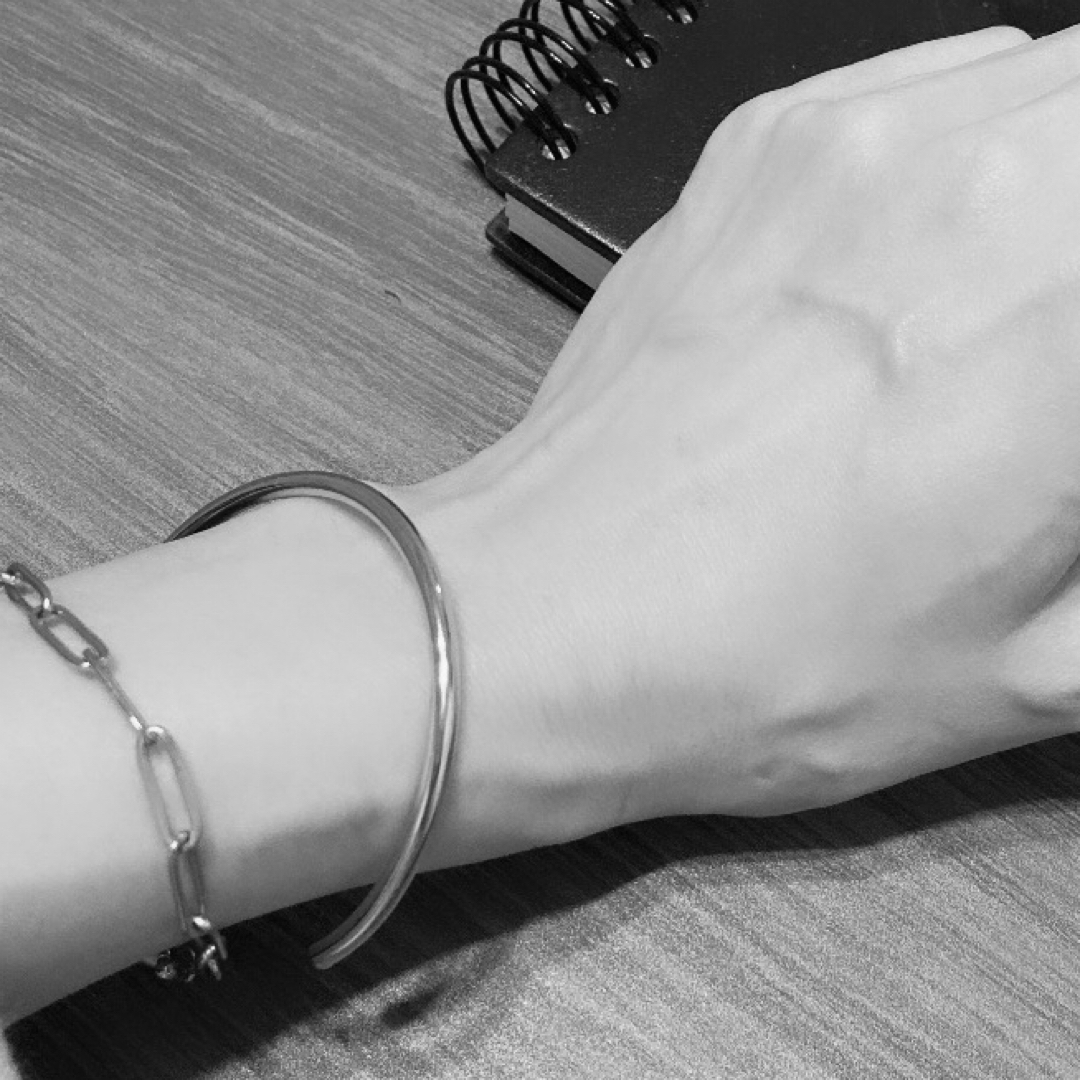 ZARA(ザラ)のSimple Bracelet / Silver / #504 レディースのアクセサリー(ブレスレット/バングル)の商品写真