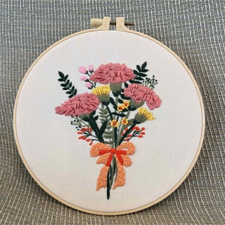 刺繍　フランス刺繍　結婚式　花束　母の日　ウェルカムボード カーネーション(インテリア雑貨)
