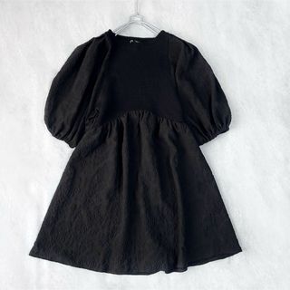 ザラ(ZARA)の【ZARAザラ】パフスリーブトップス ニット×ジャガード(シャツ/ブラウス(半袖/袖なし))