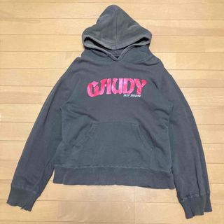 パーカー　カーキ　GAUDY(パーカー)