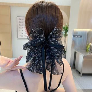 【人気】 りぼん　ヘアクリップ　フリル　韓国　黒　花　ヘアアクセ(バレッタ/ヘアクリップ)