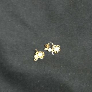 ピアス(ピアス)