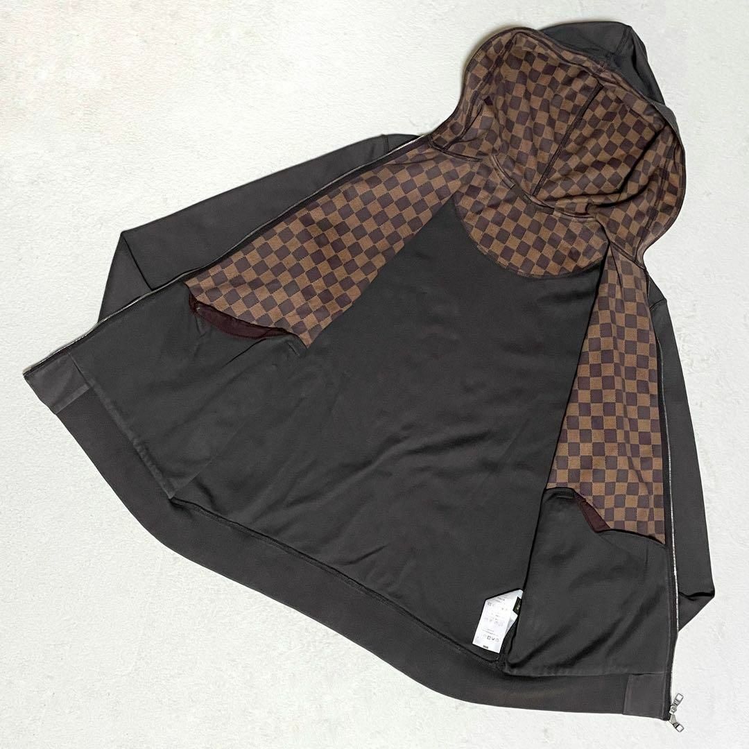LOUIS VUITTON - 【美品✨】☆ルイヴィトン☆パーカー☆ダミエ LOUIS VUITTON - 【美品✨】☆ルイヴィトン☆パーカー☆ダミエ