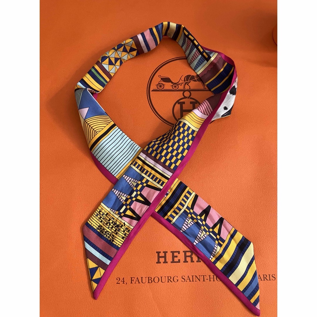 Hermes(エルメス)のHermesツイリー レディースのファッション小物(バンダナ/スカーフ)の商品写真