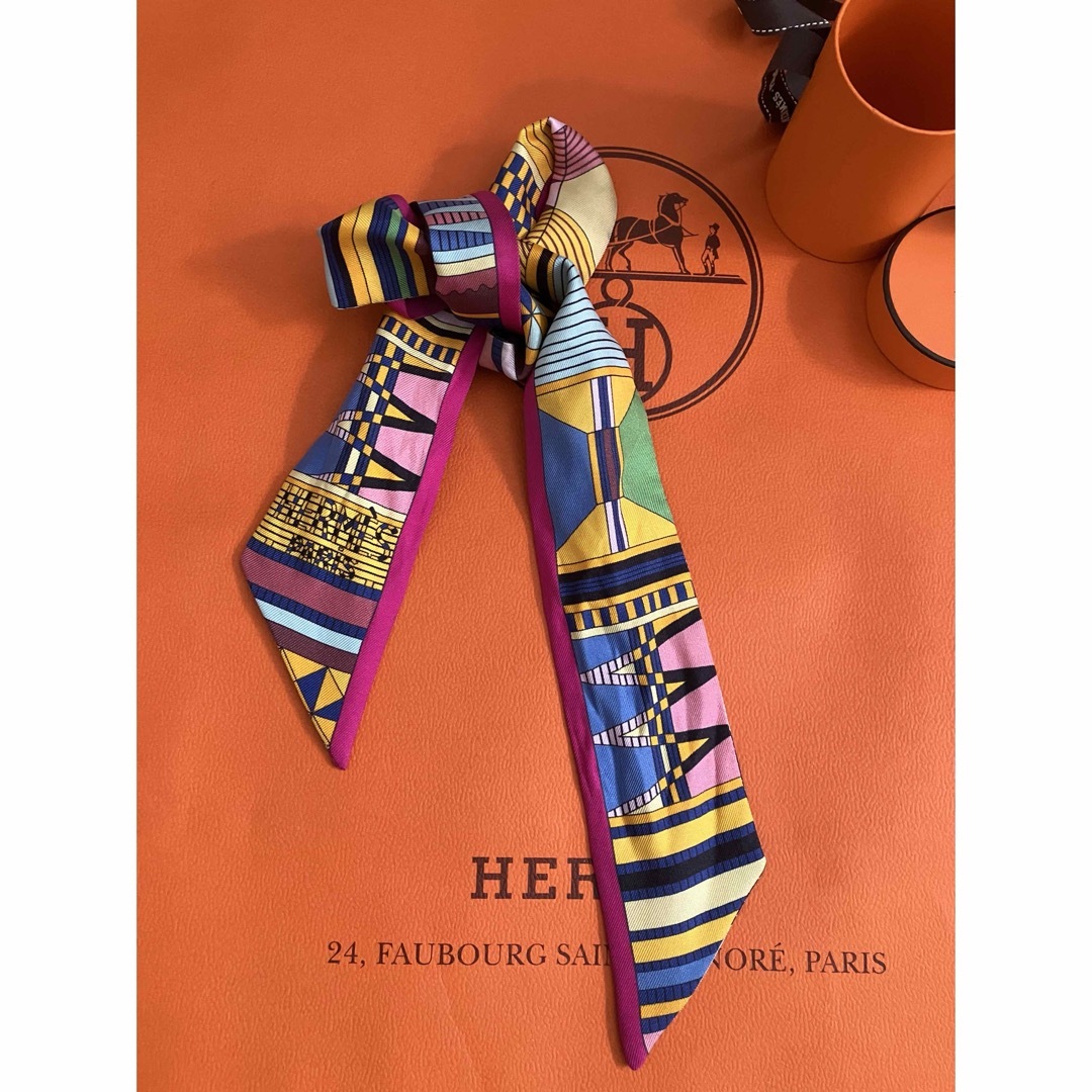 Hermes(エルメス)のHermesツイリー レディースのファッション小物(バンダナ/スカーフ)の商品写真