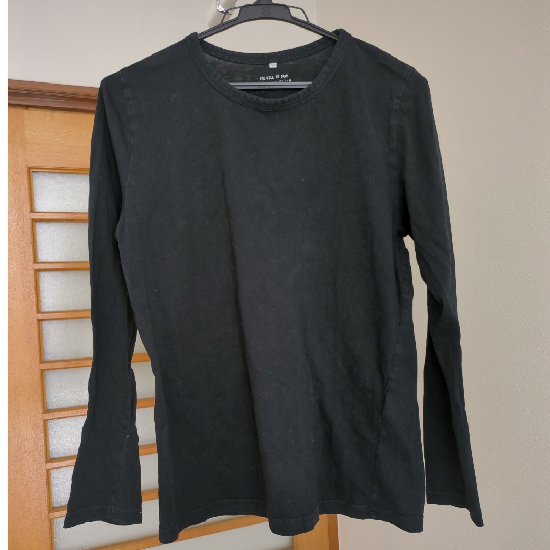 CINEMA CLUB(シネマクラブ)のシネマクラブ　黒の長袖TシャツL レディースのトップス(Tシャツ(長袖/七分))の商品写真