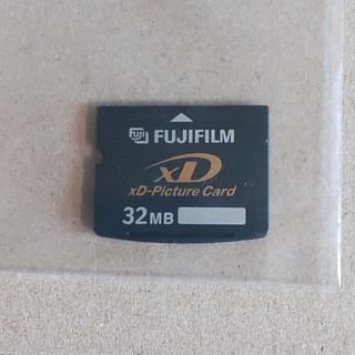 フジフィルム　XDピクチャーカード　32MB(その他)