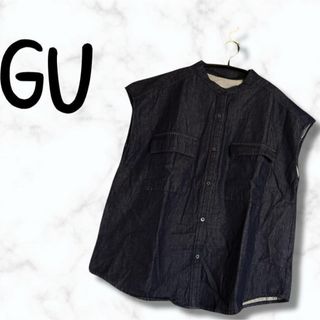 ジーユー(GU)の美品＊gu コットンダブルポケットシャツ　ノースリーブ デニム レディース　M(シャツ/ブラウス(半袖/袖なし))