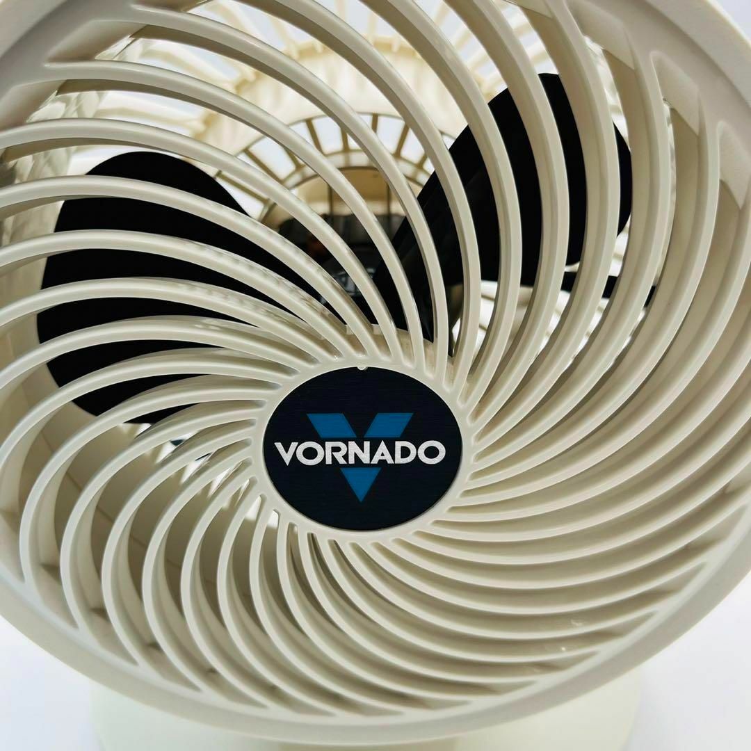 VORNADO(ボルネード)の【良品】VORNADO ボルネード サーキュレーター 533-JP スマホ/家電/カメラの冷暖房/空調(サーキュレーター)の商品写真