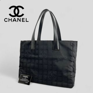 シャネル(CHANEL)の●シャネル・CHANEL● ニュートラベルライン トートMM 肩掛けトートバッグ(トートバッグ)