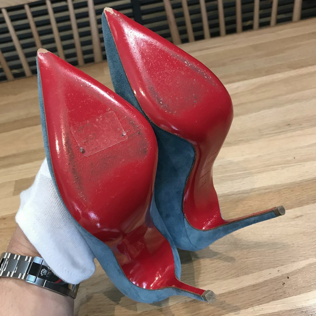 超美品 ルブタン パンプス ハイヒール スエード ライトブルー 35 超美品 ルブタン パンプス ハイヒール スエード ライトブルー 35